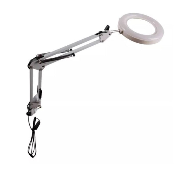 Kozmetička LED lampa s lupom